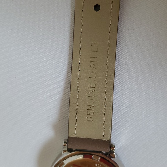 NWY Marc Jacobs Women's Riley MJ9728 Watch - Picture 9 of 12